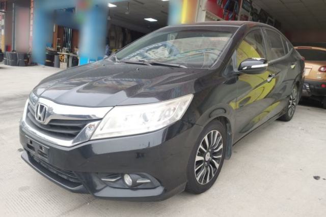 Used Honda Crider 2013 1.8L automatic luxury edition