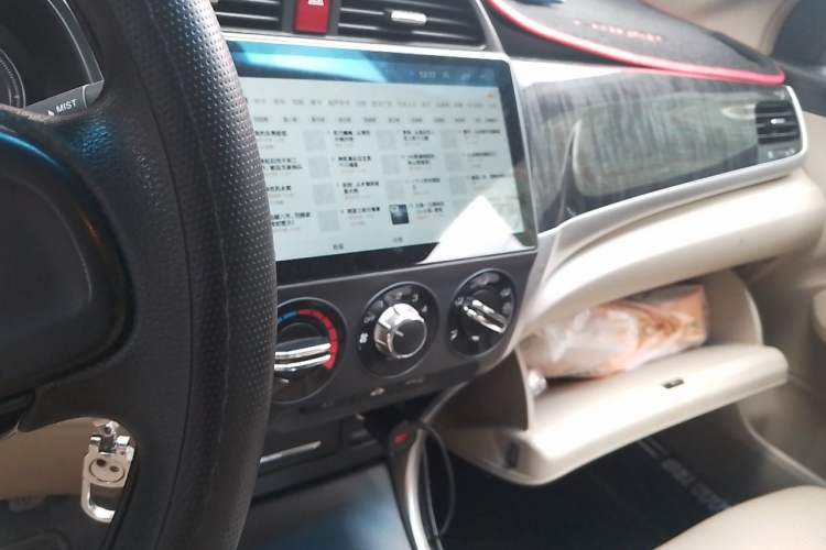 Used Honda Crider 2013 1.8L manual Comfort version Audio And AC Panel