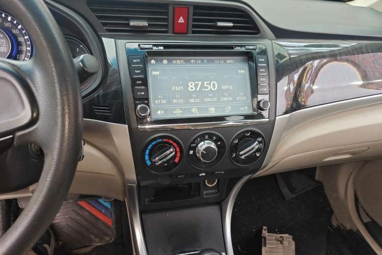 Used Honda Crider 2013 1.8L manual Comfort version Audio And AC Panel