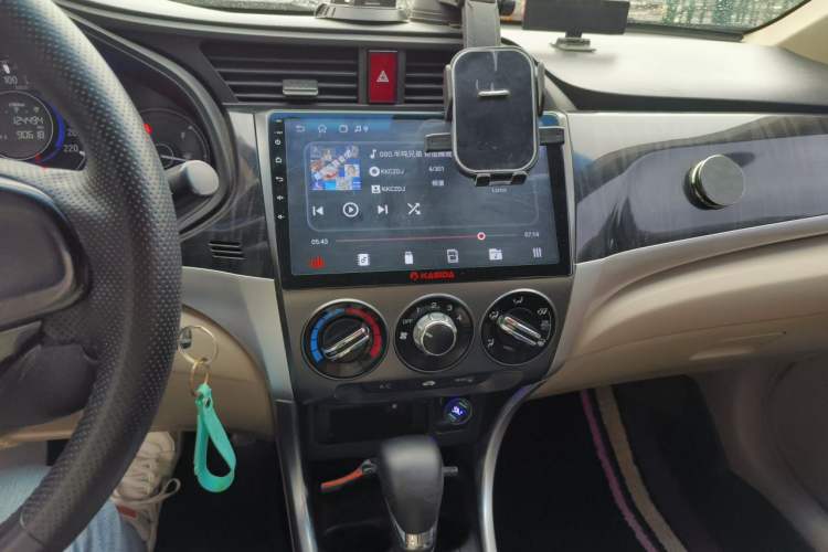 Used Honda Crider 2013 1.8L automatic comfort version Audio And AC Panel