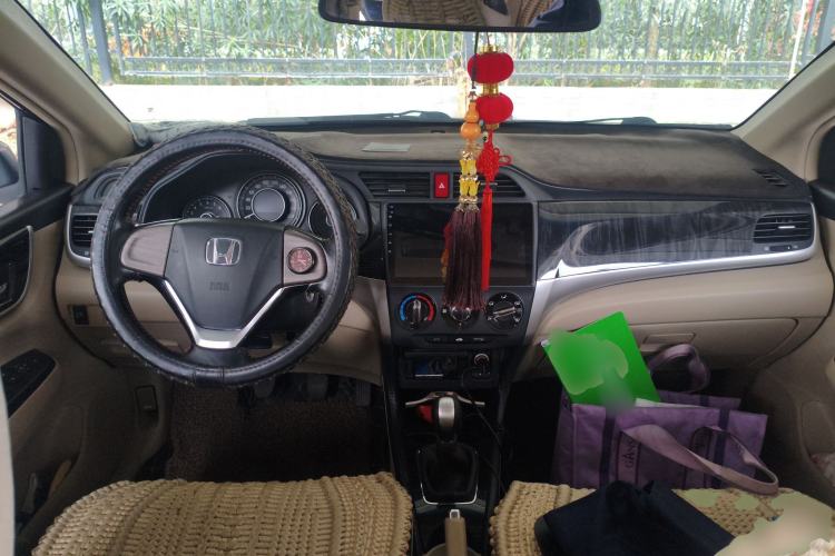 Used Honda Crider 2013 1.8L manual Comfort version Center Console