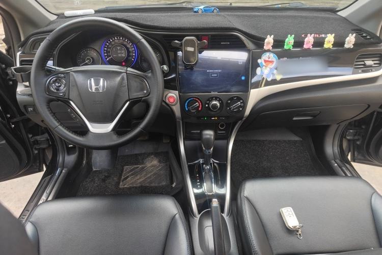 Used Honda Crider 2013 1.8L automatic luxury edition Center Console