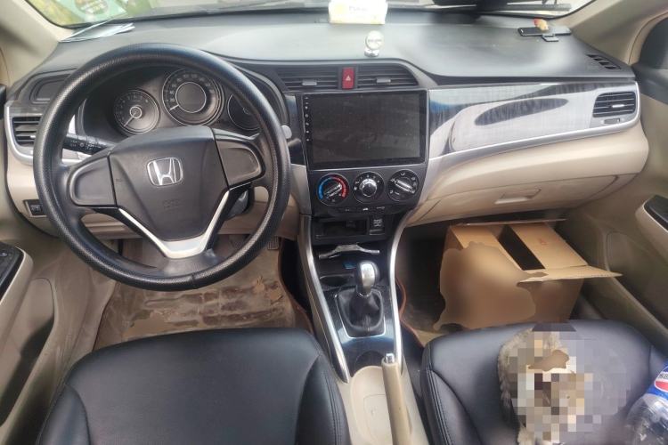 Used Honda Crider 2013 1.8L manual Comfort version Center Console