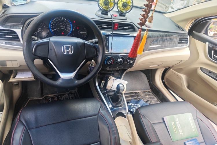 Used Honda Crider 2013 1.8L manual Comfort version Center Console
