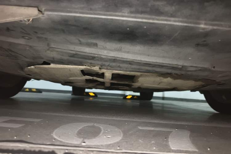 Used Honda Crider 2013 1.8L automatic comfort version Chassis Front