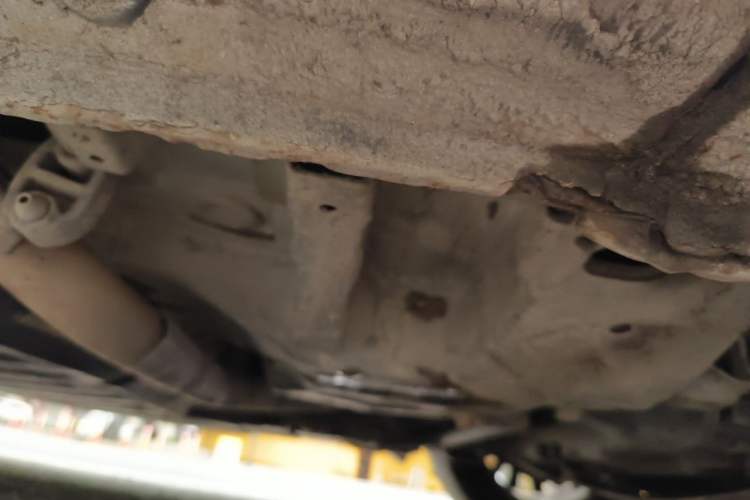 Used Honda Crider 2013 1.8L automatic comfort version Chassis Front Right