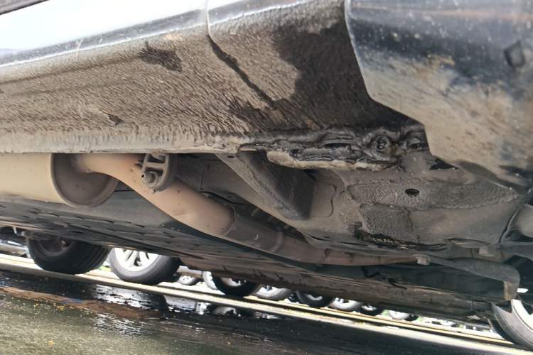 Used Honda Crider 2013 1.8L automatic luxury edition Chassis Front Right