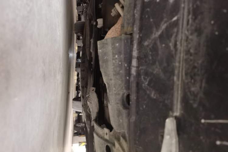 Used Honda Crider 2013 1.8L automatic luxury edition Chassis Front