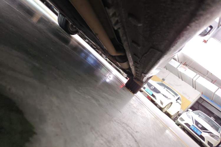 Used Honda Crider 2013 1.8L automatic luxury edition Chassis Rear Right