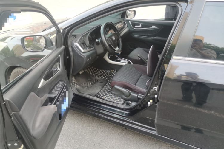 Used Honda Crider 2013 1.8L automatic luxury edition Driver Seat
