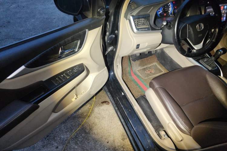 Used Honda Crider 2013 1.8L manual Comfort version Driver Seat