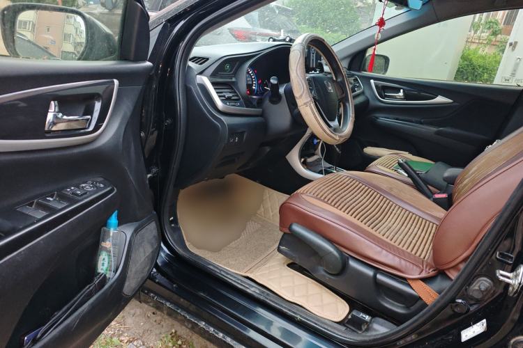 Used Honda Crider 2013 1.8L automatic luxury edition Driver Seat