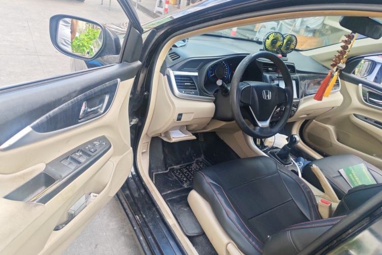 Used Honda Crider 2013 1.8L manual Comfort version Driver Seat