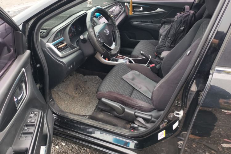 Used Honda Crider 2013 1.8L automatic luxury edition Driver Seat