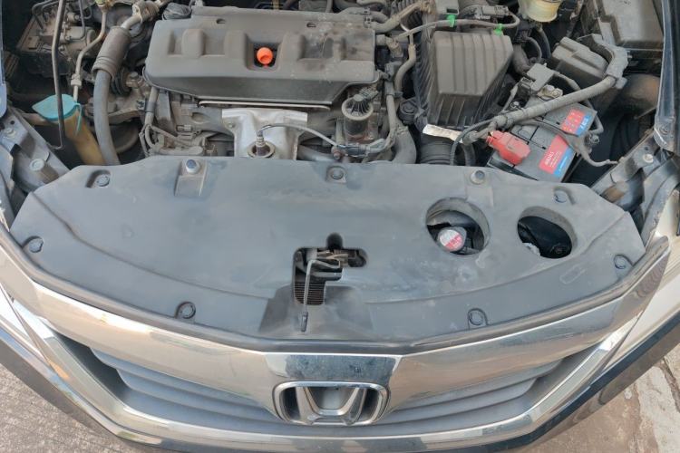Used Honda Crider 2013 1.8L automatic comfort version Engine Bay