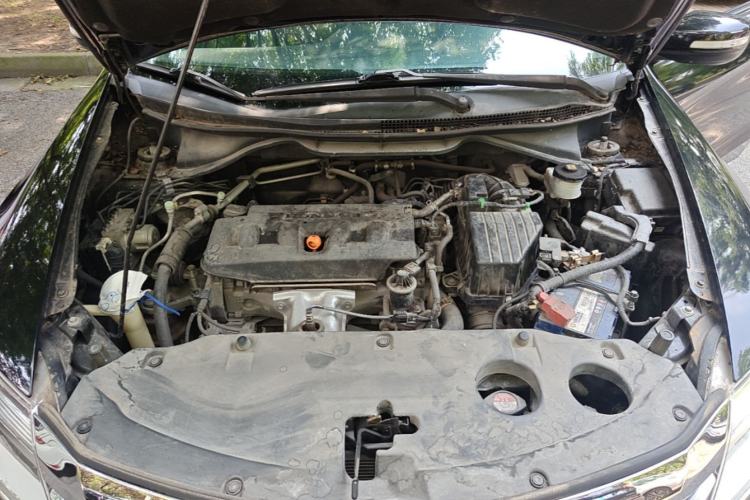 Used Honda Crider 2013 1.8L automatic flagship version Engine Bay