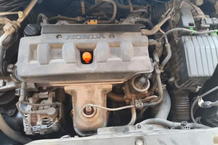 Used Honda Crider 2013 1.8L automatic luxury edition Engine Bay