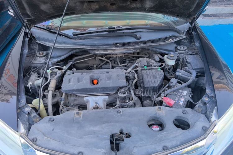 Used Honda Crider 2013 1.8L automatic luxury edition Engine Bay