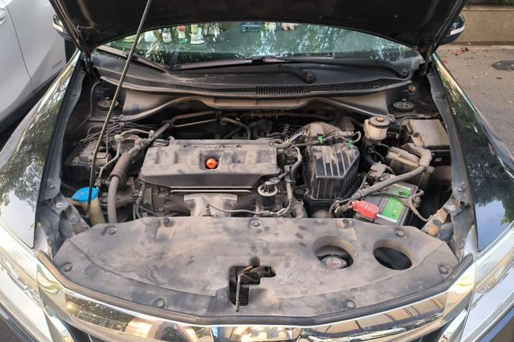 Used Honda Crider 2013 1.8L automatic comfort version Engine Bay