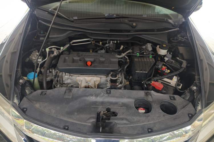 Used Honda Crider 2013 1.8L manual Comfort version Engine Bay