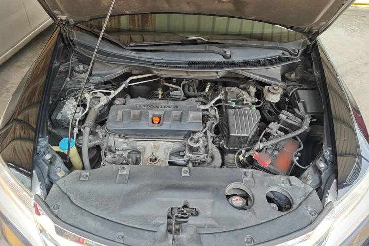 Used Honda Crider 2013 1.8L automatic comfort version Engine Bay