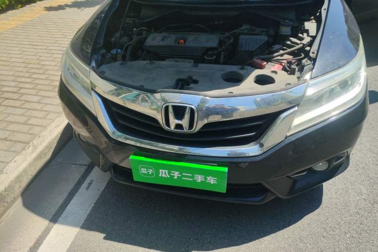 Used Honda Crider 2013 1.8L automatic luxury edition Engine Bay