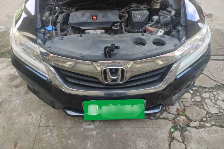 Used Honda Crider 2013 1.8L automatic luxury edition Engine Bay