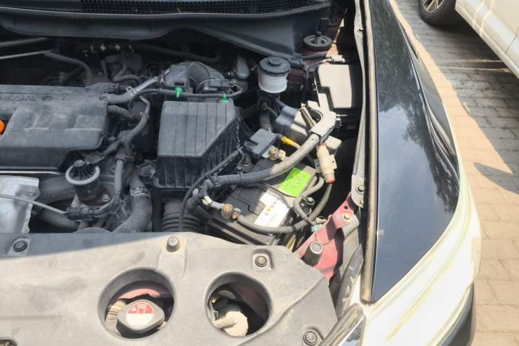 Used Honda Crider 2013 1.8L automatic luxury edition Engine Bay Left