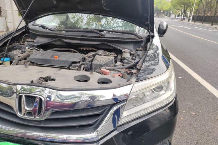 Used Honda Crider 2013 1.8L manual Comfort version Engine Bay Left