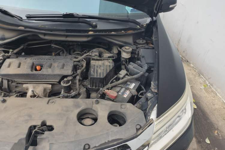 Used Honda Crider 2013 1.8L automatic luxury edition Engine Bay Left