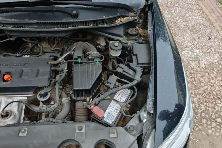 Used Honda Crider 2013 1.8L automatic luxury edition Engine Bay Left