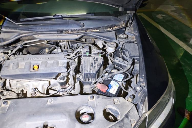 Used Honda Crider 2013 1.8L automatic flagship version Engine Bay Left