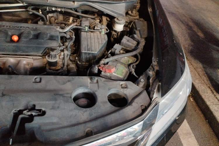 Used Honda Crider 2013 1.8L automatic comfort version Engine Bay Left