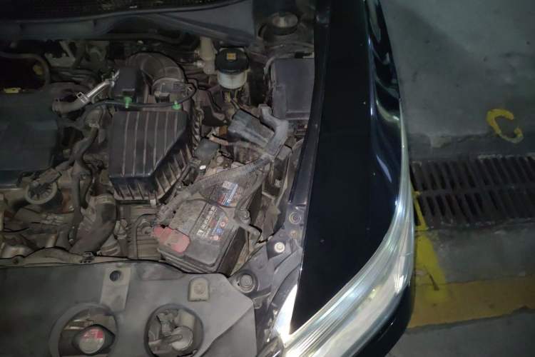 Used Honda Crider 2013 1.8L automatic luxury edition Engine Bay Left