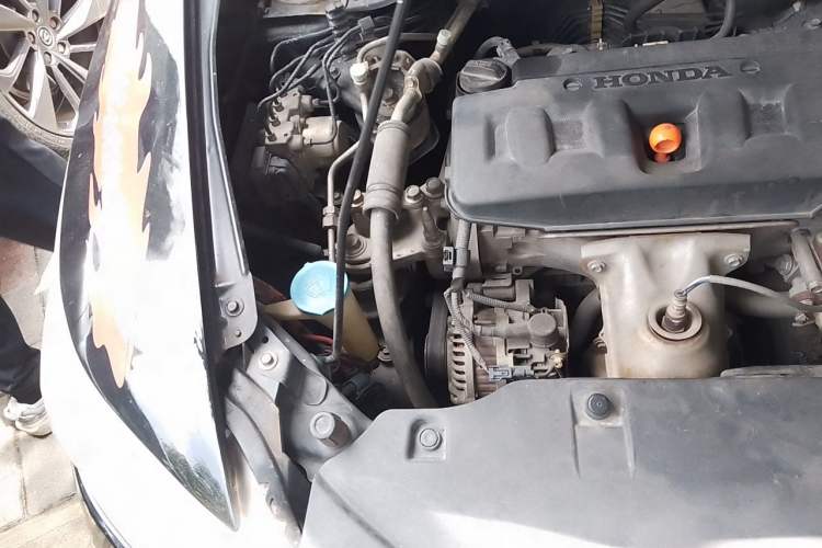Used Honda Crider 2013 1.8L manual Comfort version Engine Bay Right