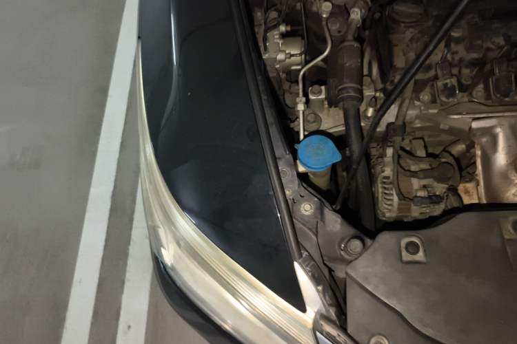 Used Honda Crider 2013 1.8L automatic comfort version Engine Bay Right