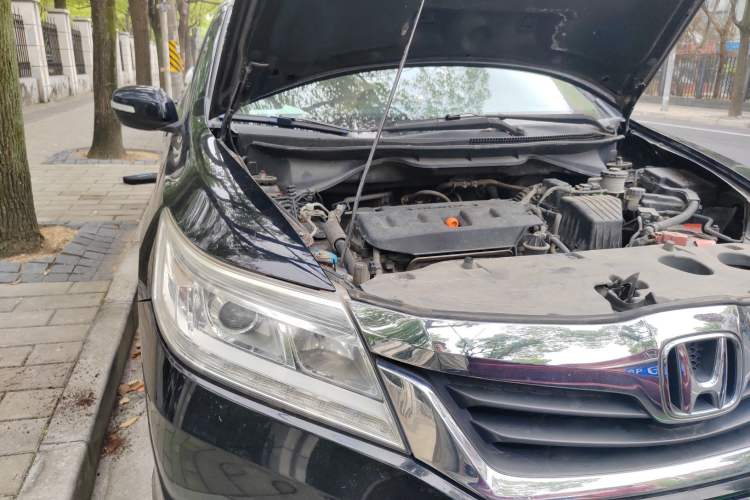 Used Honda Crider 2013 1.8L manual Comfort version Engine Bay Right