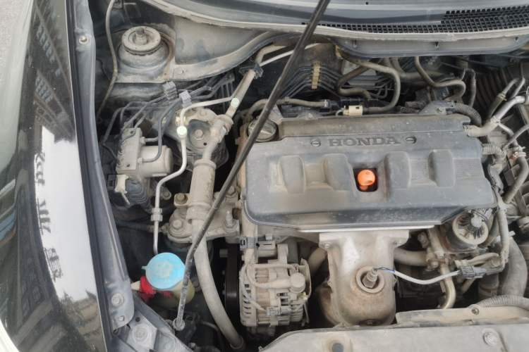 Used Honda Crider 2013 1.8L automatic luxury edition Engine Bay Right