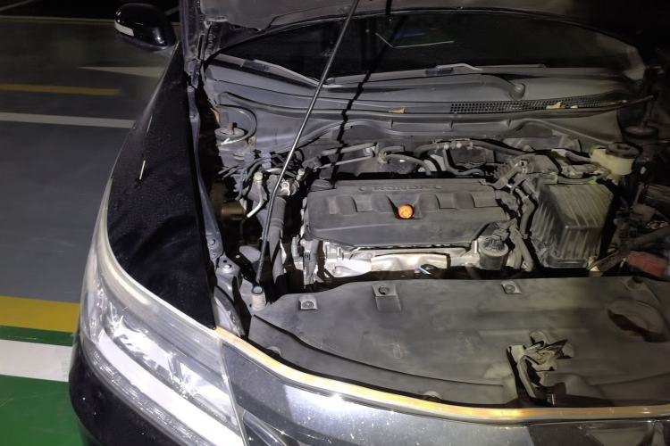 Used Honda Crider 2013 1.8L automatic luxury edition Engine Bay Right