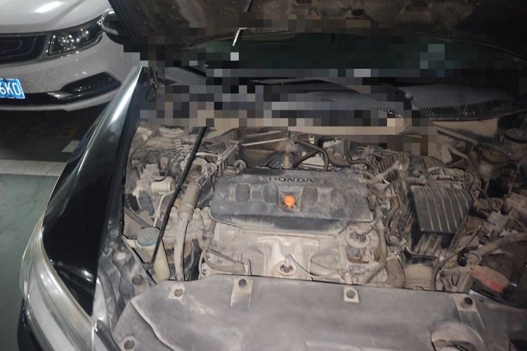Used Honda Crider 2013 1.8L automatic luxury edition Engine Bay Right