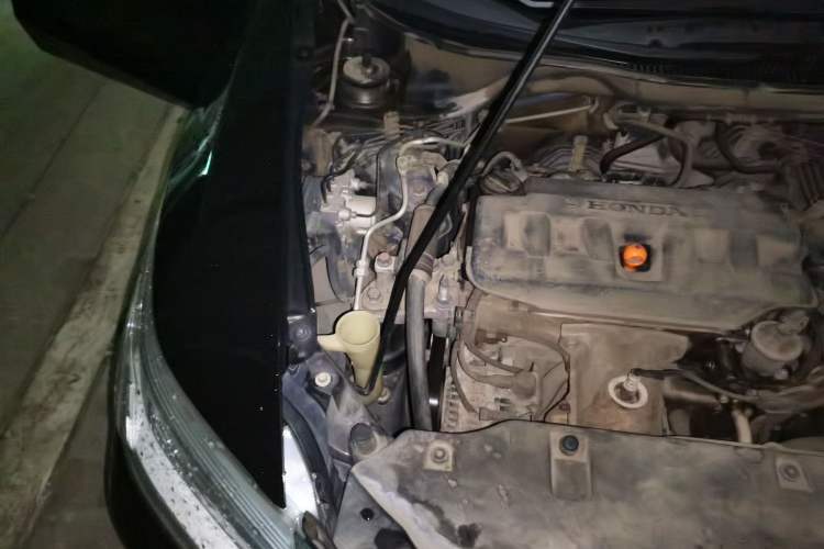 Used Honda Crider 2013 1.8L automatic comfort version Engine Bay Right