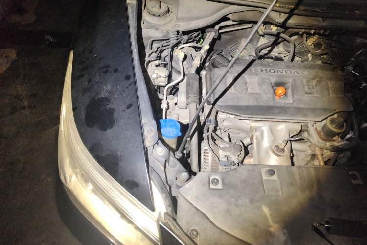 Used Honda Crider 2013 1.8L manual Comfort version Engine Bay Right