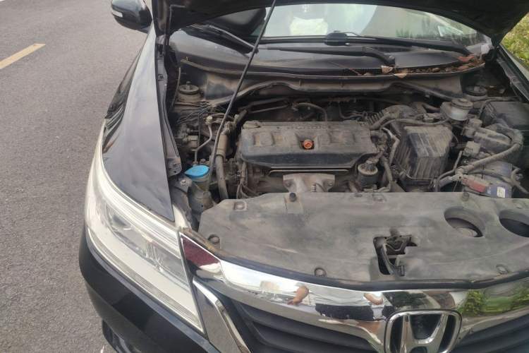 Used Honda Crider 2013 1.8L manual Comfort version Engine Bay Right