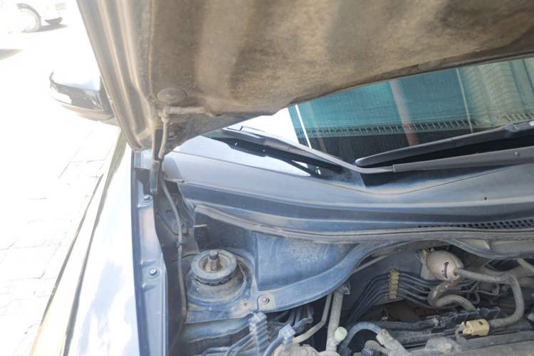 Used Honda Crider 2013 1.8L automatic luxury edition Engine Bay Right