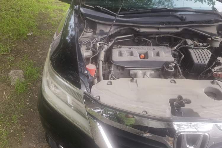 Used Honda Crider 2013 1.8L automatic luxury edition Engine Bay Right