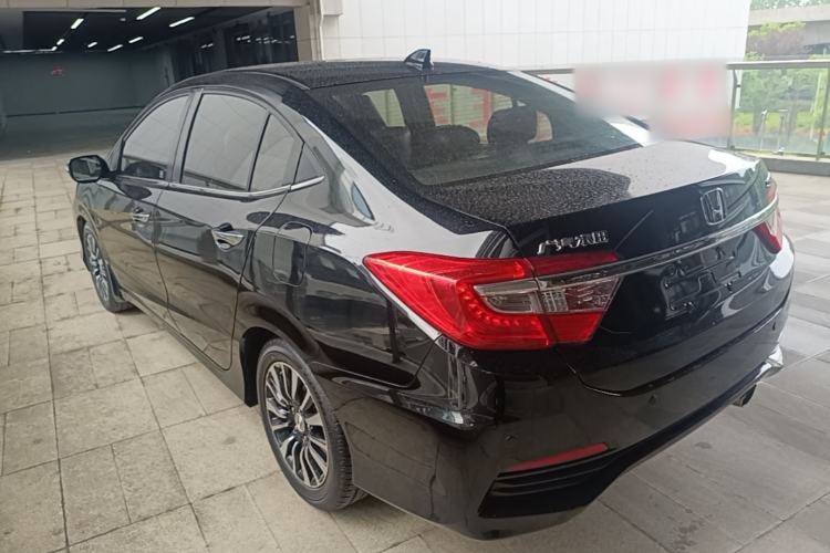 Used Honda Crider 2013 1.8L automatic luxury edition Exterior 2