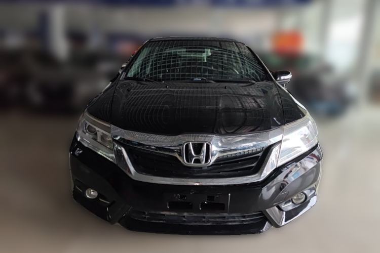 Used Honda Crider 2013 1.8L automatic luxury edition Front