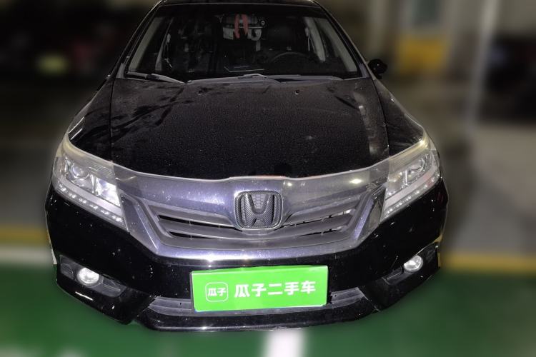 Used Honda Crider 2013 1.8L automatic luxury edition Front