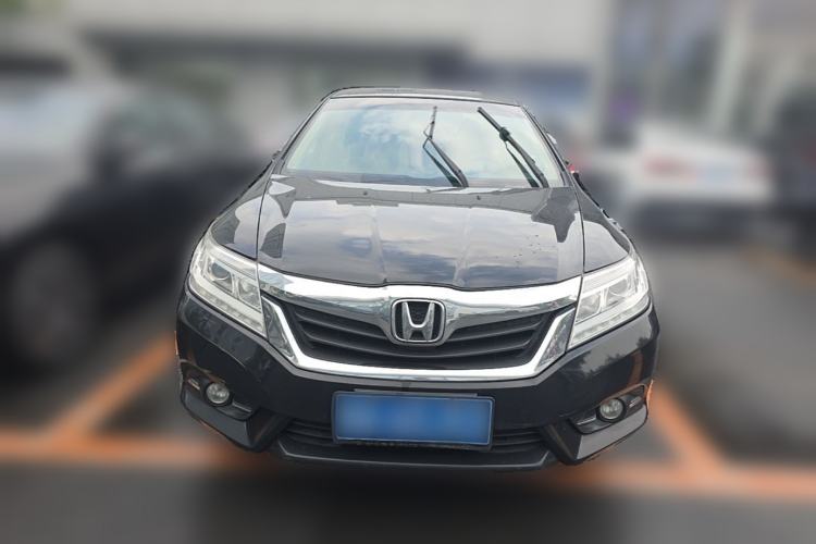 Used Honda Crider 2013 1.8L automatic luxury edition Front