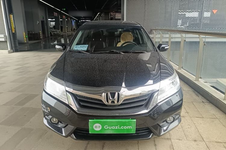 Used Honda Crider 2013 1.8L automatic luxury edition Front